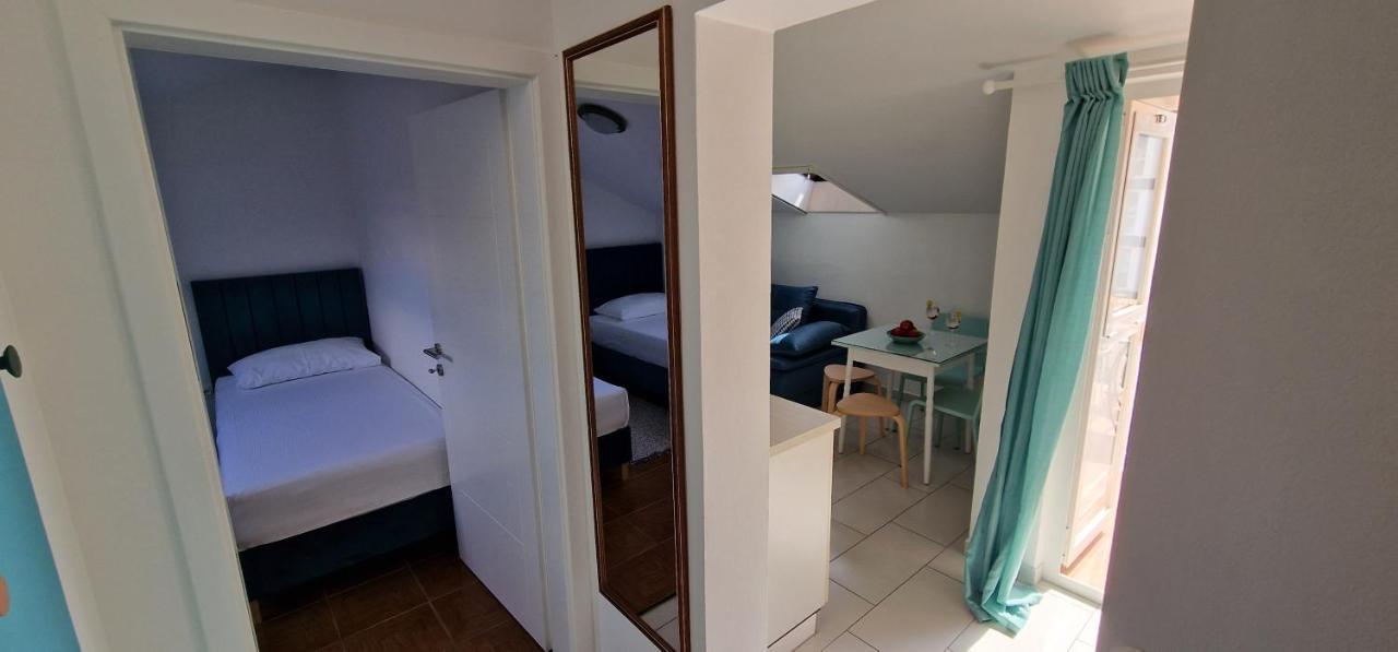 Apartmani Eladora Biograd Na Moru Eksteriør bilde