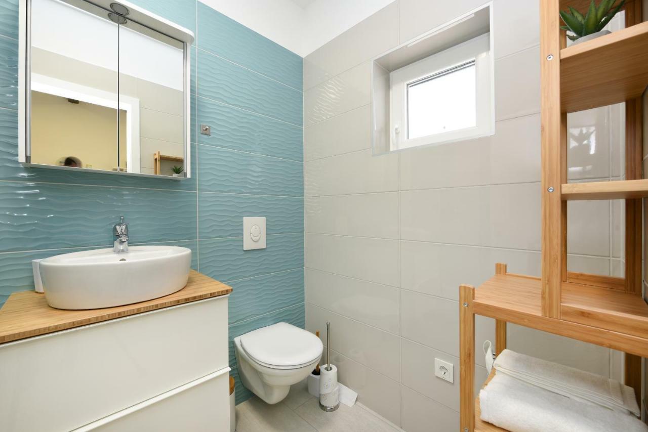 Apartmani Eladora Biograd Na Moru Eksteriør bilde