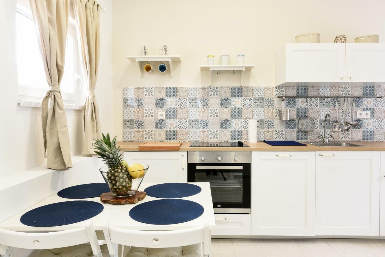 Apartmani Eladora Biograd Na Moru Eksteriør bilde