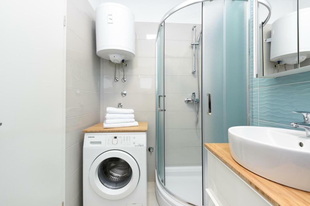 Apartmani Eladora Biograd Na Moru Eksteriør bilde