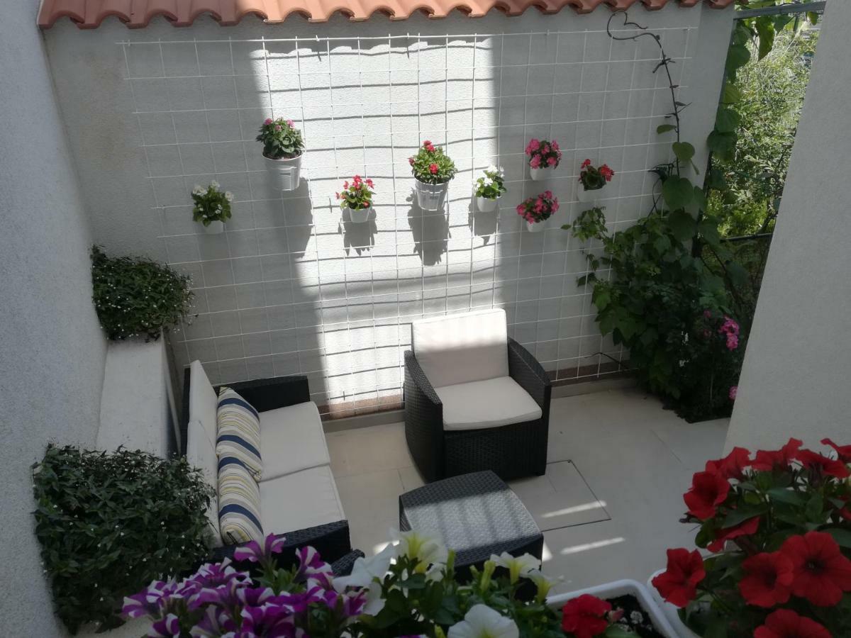 Apartmani Eladora Biograd Na Moru Eksteriør bilde